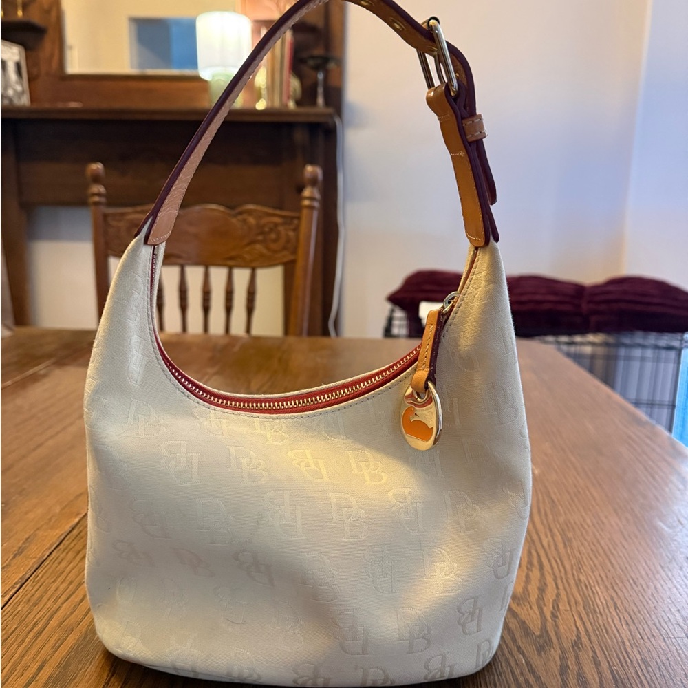 Dooney & Bourke Light Yellow Shoulder Bag